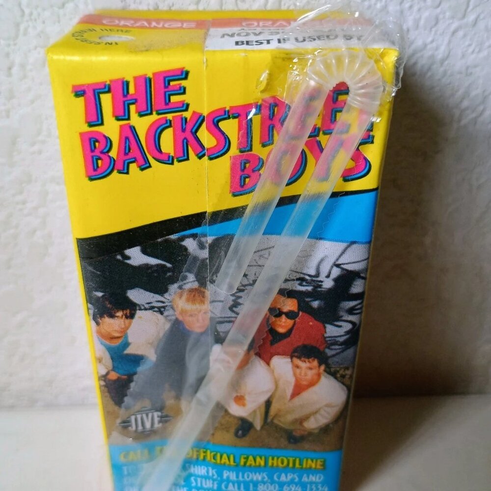 1998 - BACKSTREET BOYS HI-C JUICE BOX - SEALED/FULL/STRAW INCLUDED - SHIPS FREE